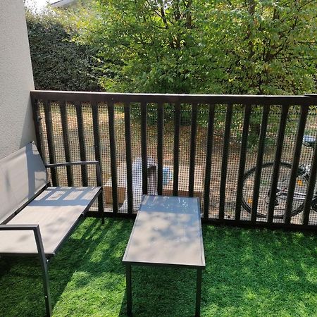 Superbe Appartement En Rez-De-Jardin A 兰顿 外观 照片