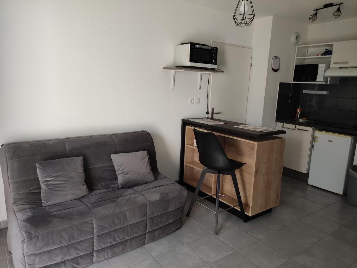 Superbe Appartement En Rez-De-Jardin A 兰顿 外观 照片