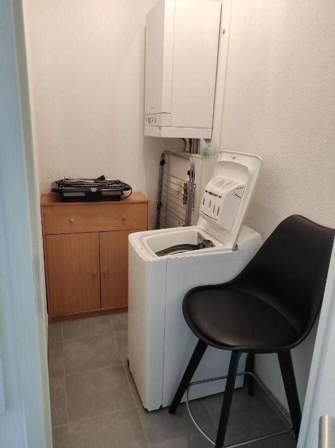 Superbe Appartement En Rez-De-Jardin A 兰顿 外观 照片